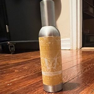 Bee My Honey Scentsy Room Spray